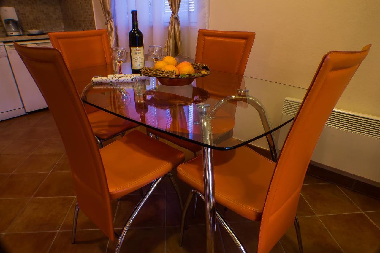Dmm Apartments Tivat Luaran gambar