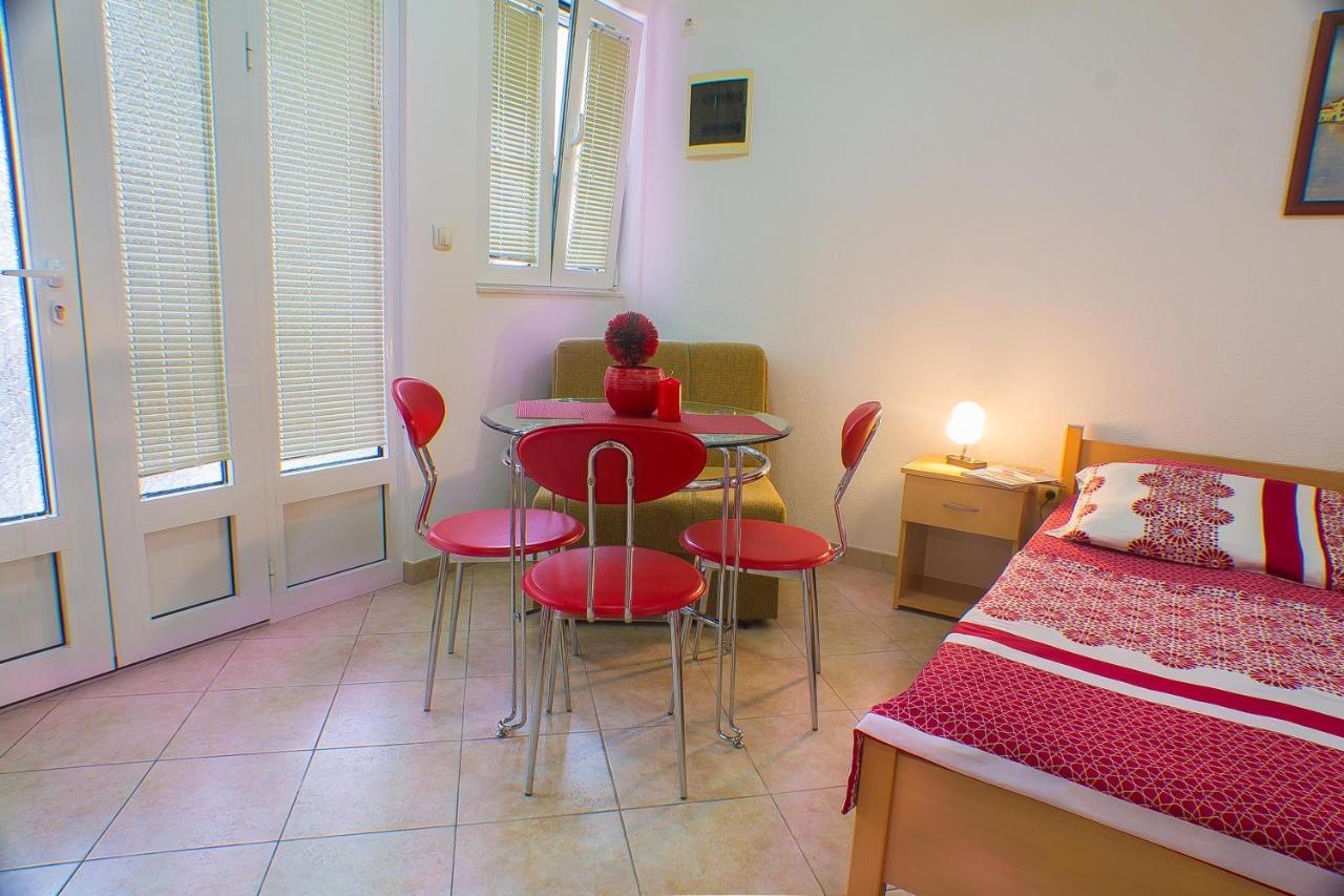 Dmm Apartments Tivat Luaran gambar
