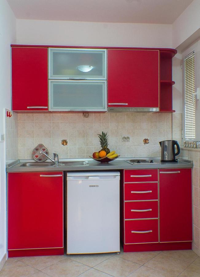 Dmm Apartments Tivat Luaran gambar