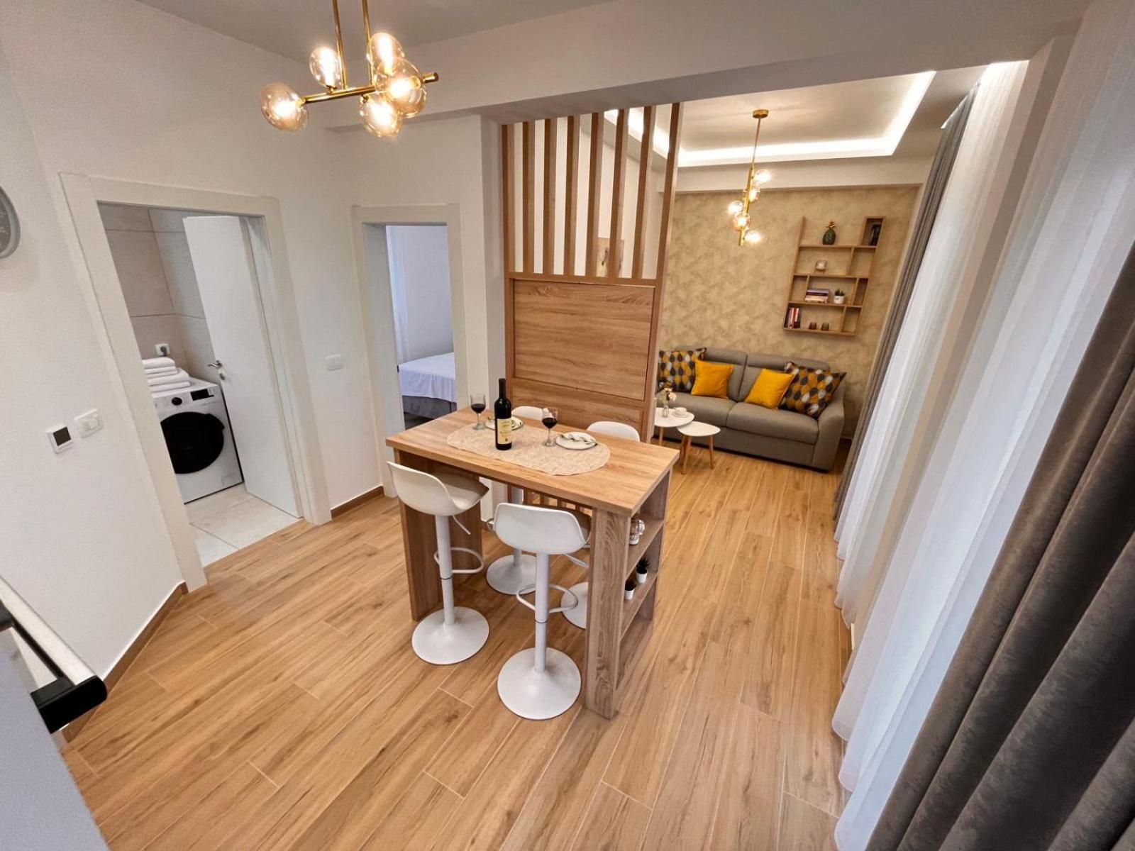 Dmm Apartments Tivat Luaran gambar